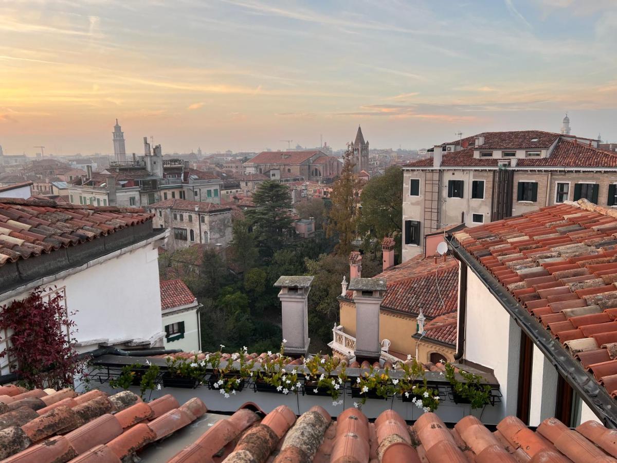 Attico Canal Grande A Palazzo Contarini Corfu Venesia Bagian luar foto