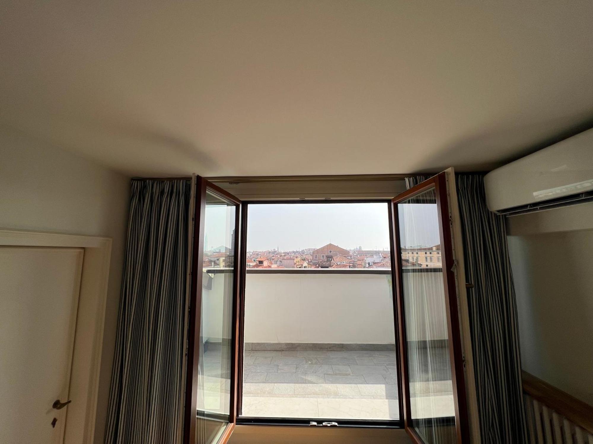 Attico Canal Grande A Palazzo Contarini Corfu Venesia Bagian luar foto