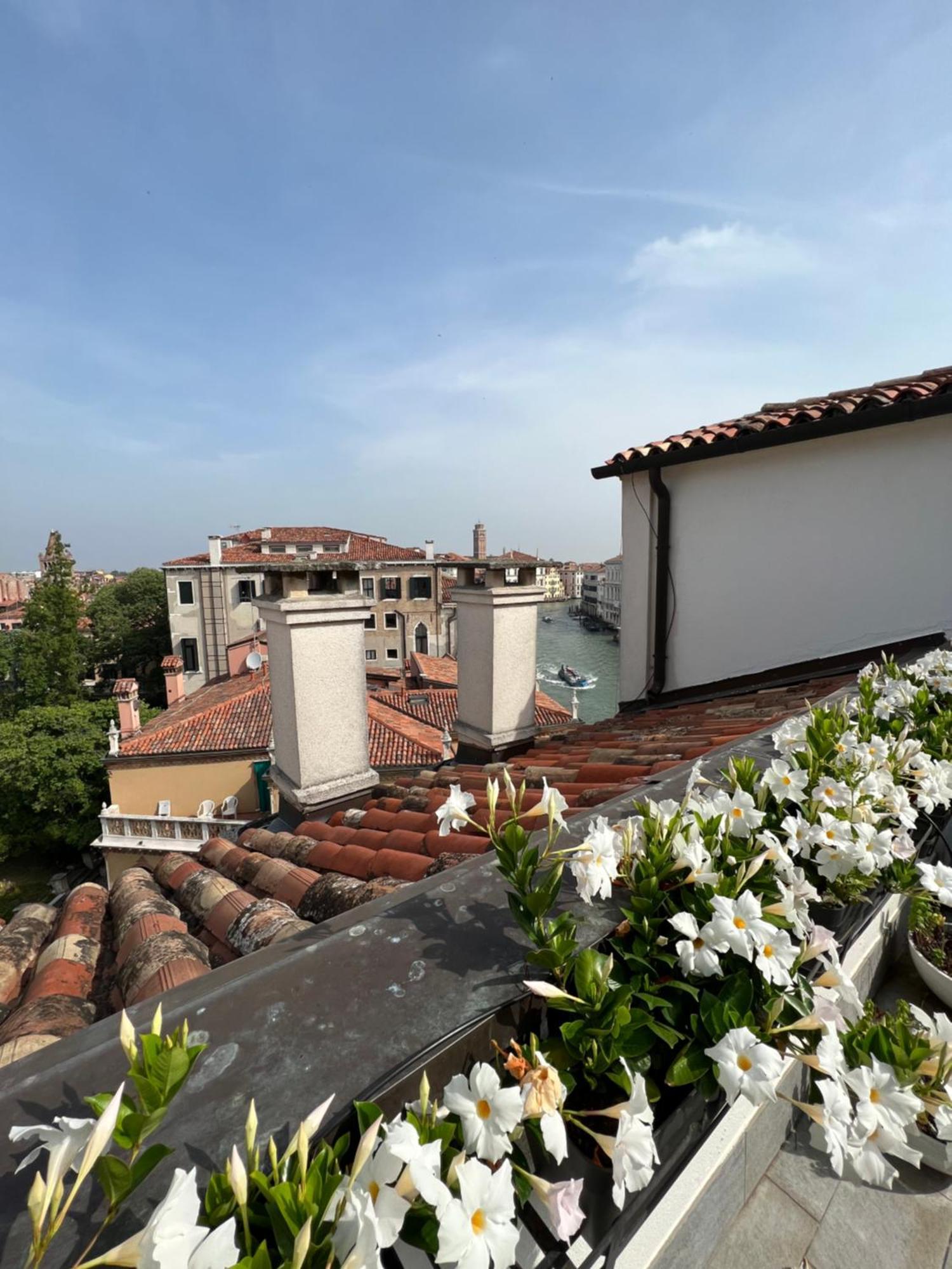 Attico Canal Grande A Palazzo Contarini Corfu Venesia Bagian luar foto
